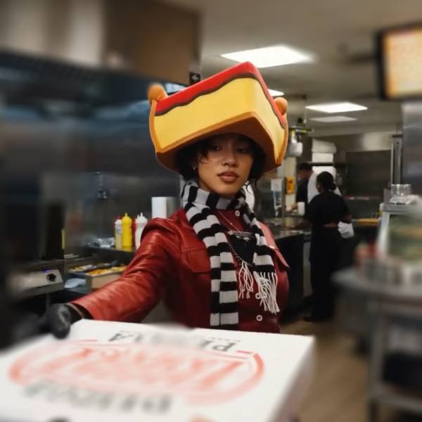 Chicago Pizzahead similar to the Cheesehead and Cheese Grater Hat